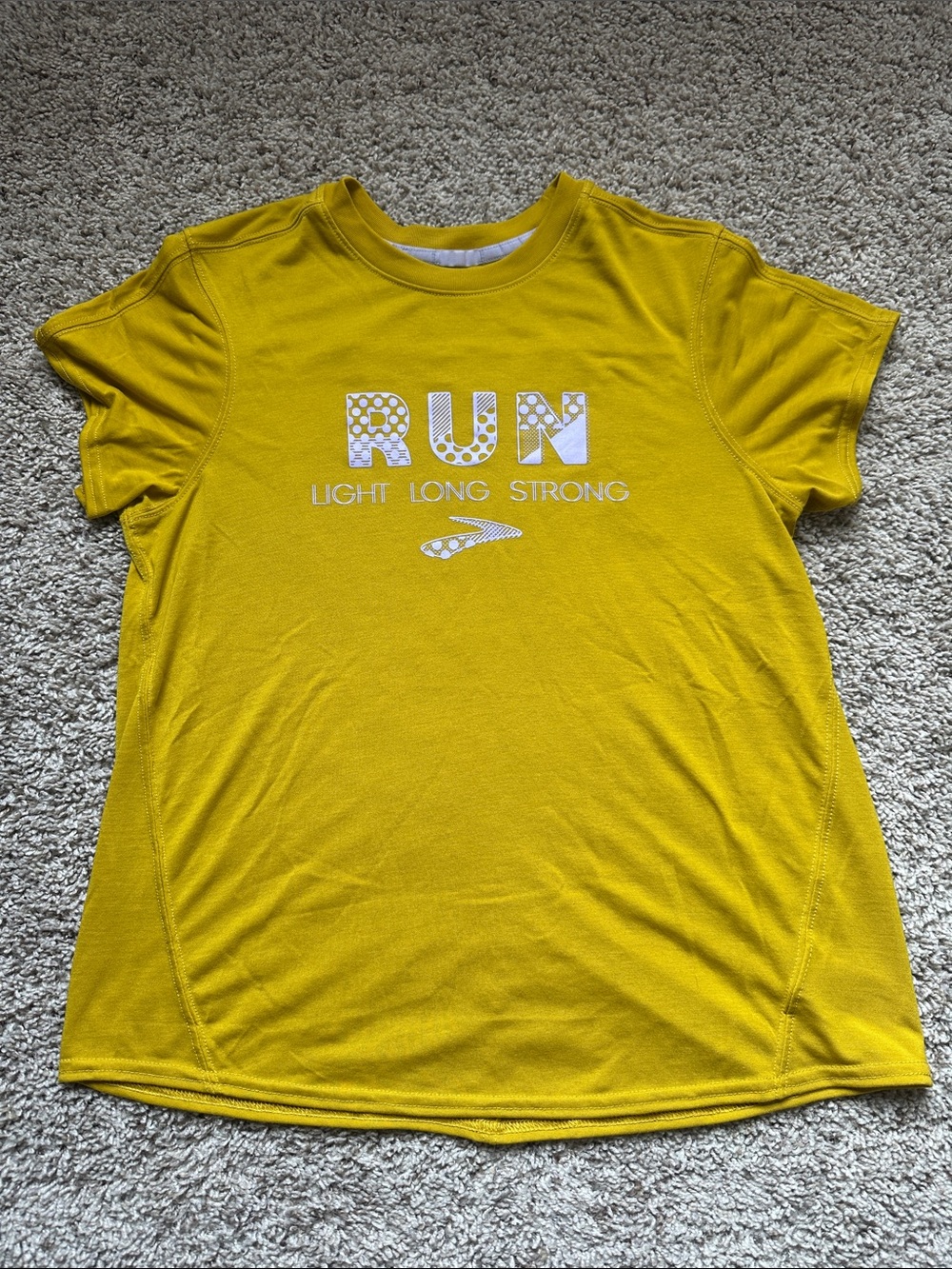 Brooks Running Distance T Shirt size Medium